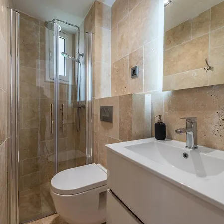 Spacieux Plafond Proche Monaco * 보솔레이