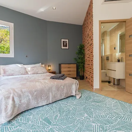 Apartment Spacieux Plafond Proche Monaco