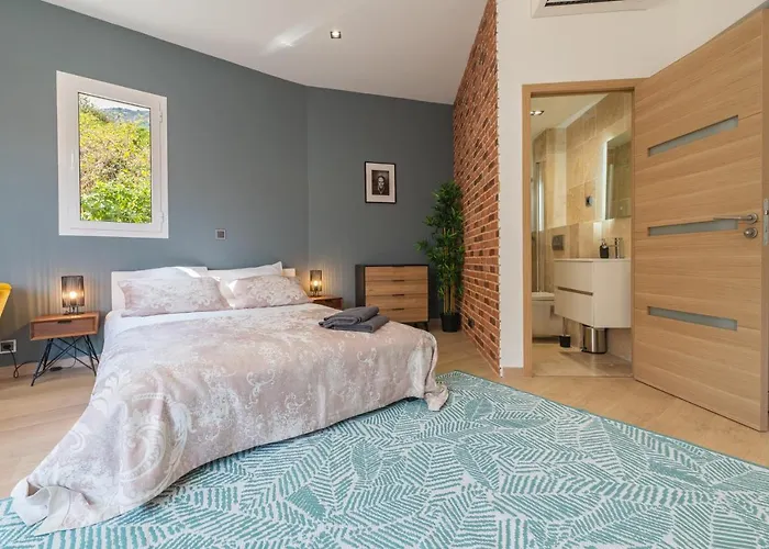 Apartament Spacieux Plafond Proche Monaco