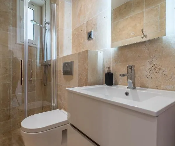 Apartament Spacieux Plafond Proche Monaco Beausoleil